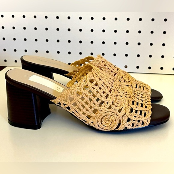 Classique Woven Heeled Sandals - Picture 1 of 15
